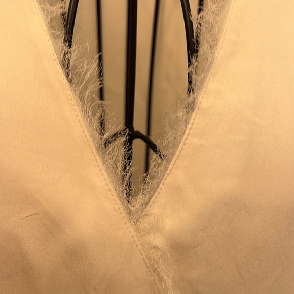 THEORY Taneah Silk Top-Size S - Picture 3 of 4